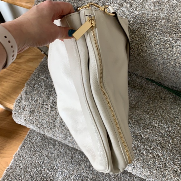MK Large Cream Pebble Leather Shoulder Bag - Picture 6 of 10